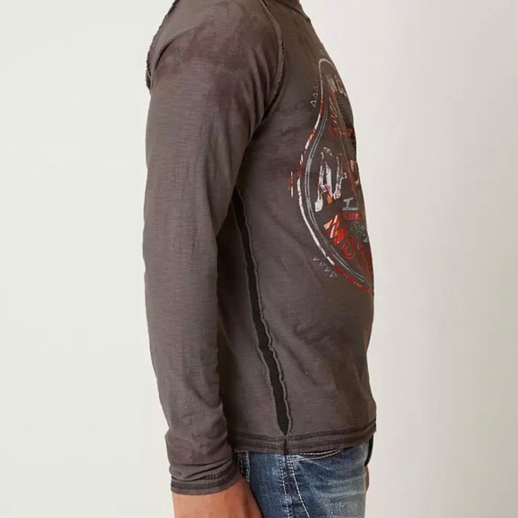 Affliction Long Sleeved Tee.     XXL - Picture 4 of 12